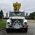 2006 International 7500 55 Foot Bucket truck With Air Brakes Diesel thumbnail image 4