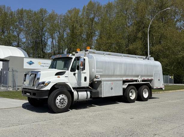 2009 International 7500 4400USG Fuel Tanker Truck With Air brakes Diesel image 5