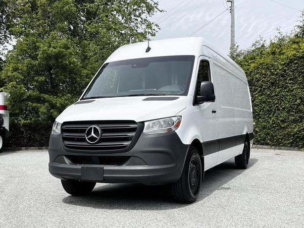 2023 Mercedes-Benz Sprinter 2500 High Roof 170-inch WheelBase with Rear Shelving image 4