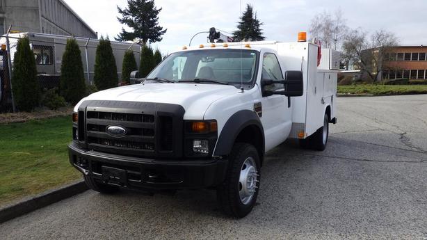 2010 Ford F-550 Utility Crane Service Truck 2WD Diesel image 4