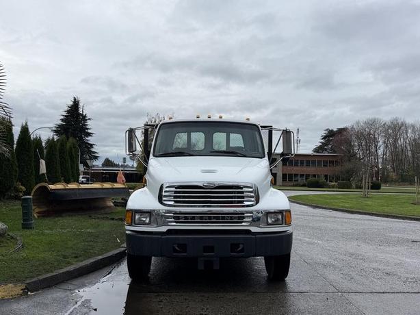 2008 Sterling Acterra 20 Foot Flatdeck with Ramp Hydraulic Brakes Diesel image 3