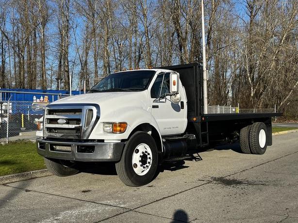 2008 Ford F-750 Flack Deck 2WD Diesel Hydraulic Brakes image 5