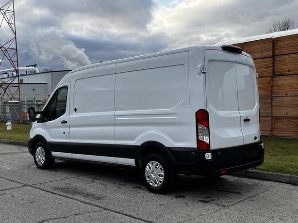 2020 Ford Transit 250 Van Med. Roof  Reefer Cargo 130-inch WheelBase image 7