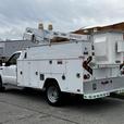 2001 Ford F-450 SD Altec Service Truck Bucket Truck 2WD thumbnail image 7