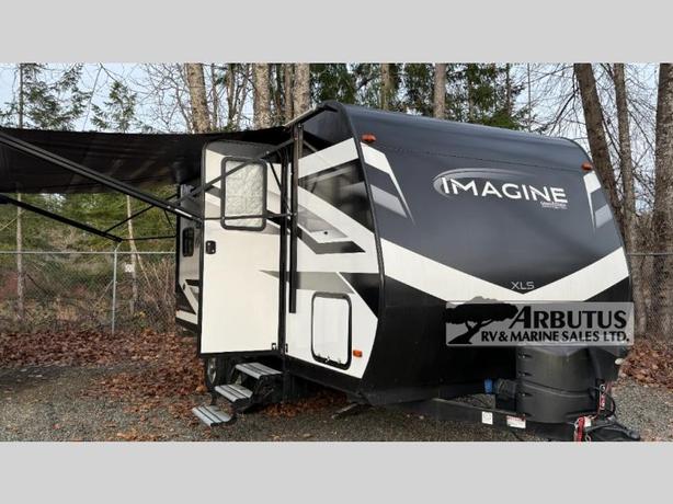 Used 2023 Grand Design Imagine XLS 17MKE image 8