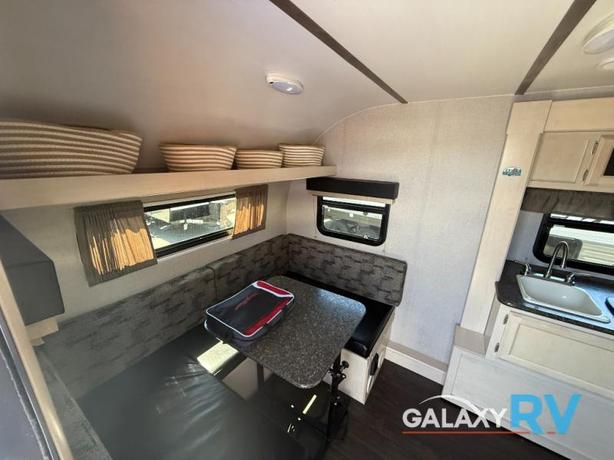 Used 2018 Winnebago Minnie Drop 190RD image 7