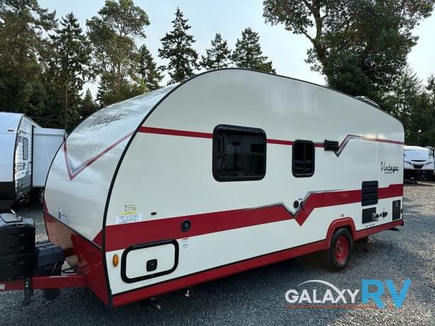 Used 2021 Gulf Stream RV Vintage Cruiser 19MBS image 8