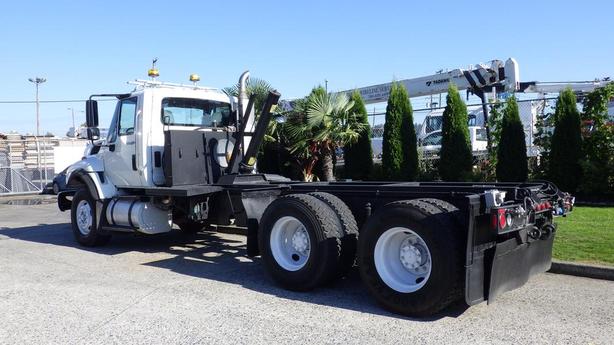 2012 International Work Star 7400 Cab and Chassis Former Dump Truck Air Brakes D image 7