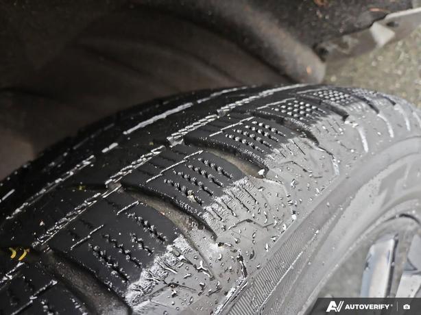 2019 Jeep Grand Cherokee Altitude 4x4 | No Reported Accidents! image 7