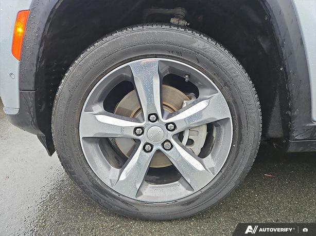 2022 Jeep Grand Cherokee L Limited 4x4 | One Owner! image 6