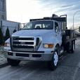 2011 Ford F-750 Flat Deck 3 Seater Diesel With Air Brakes and De-icing thumbnail image 4