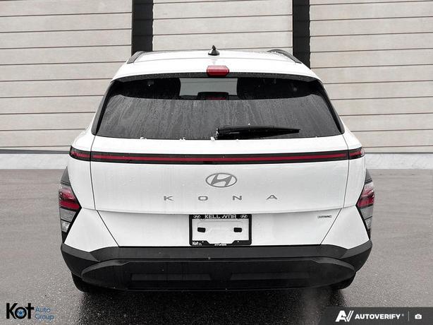2025 Hyundai Kona Preferred WIRELESS CHARGING! REAR CROSS TRAFFIC! BLINDSPOT! image 5