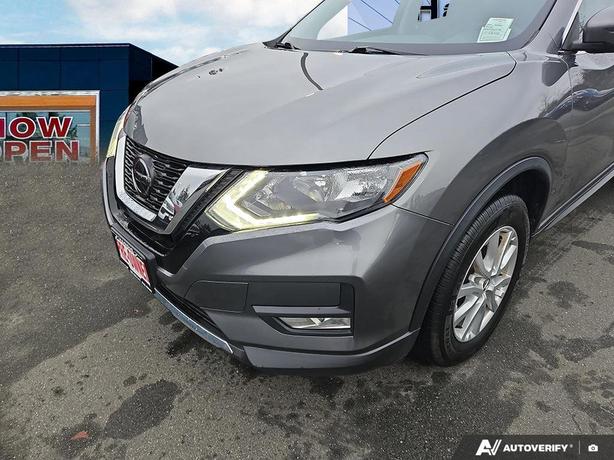 2019 Nissan Rogue S AWD | Heated Seats | Cruise Control! image 8