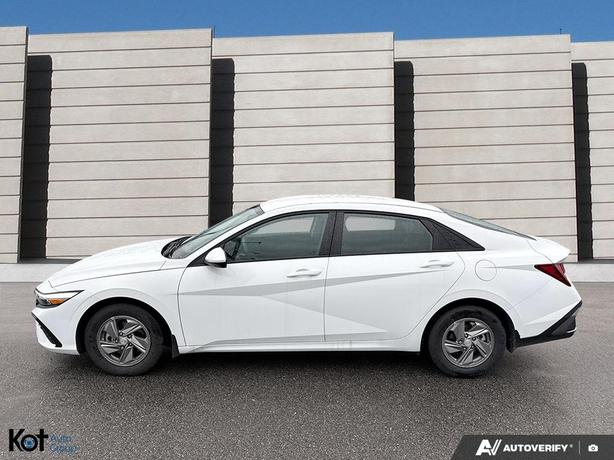 2025 Hyundai Elantra Essential image 3