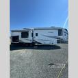 Used 2022 Jayco Eagle 317RLOK thumbnail image 2