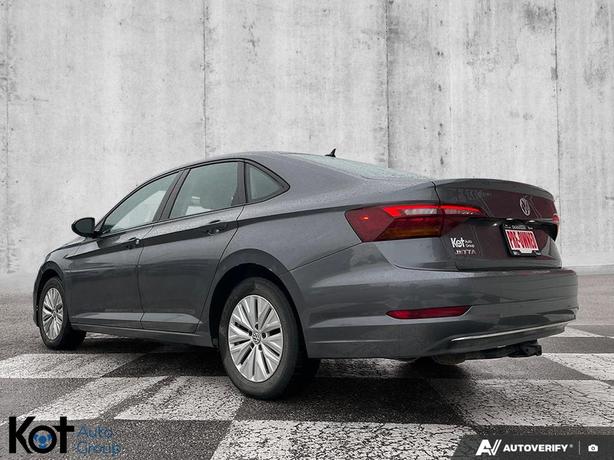 2019 Volkswagen Jetta Comfortline | 6-Speed Manual | Heated Seats | Apple CarPla image 7
