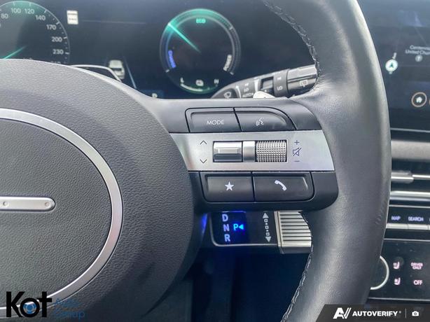 2025 Hyundai Tucson Hybrid Ultimate PANORAMIC SUNROOF! HEATED & VENTILATED LEATH image 7