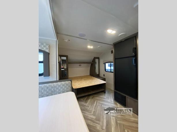 Used 2021 Forest River RV EVO T2160 image 8