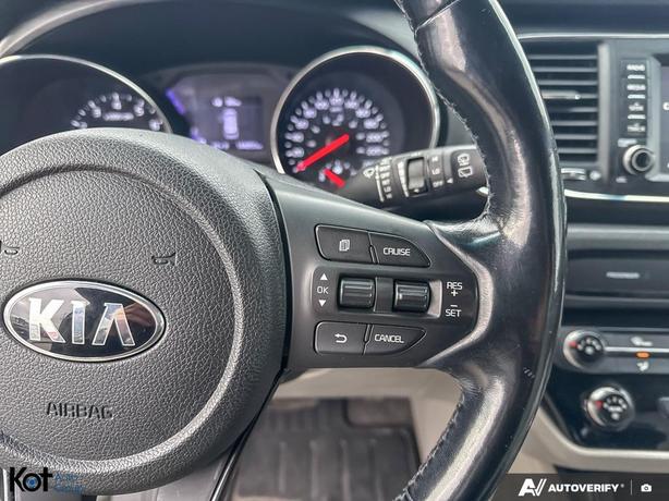 2020 Kia Sedona LX ! REAR PARKING SENSORS! BACKUP CAMERA! NO ACCIDENT! image 8