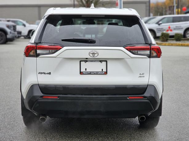 2024 Toyota RAV4 LE - No Accidents, Lane Departure Warning image 6