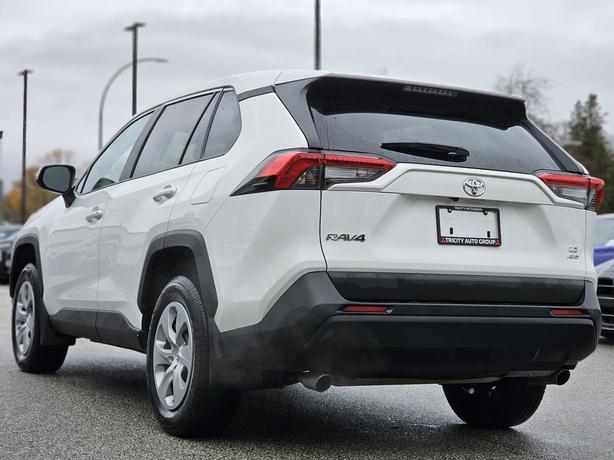 2024 Toyota RAV4 LE - No Accidents, Lane Departure Warning image 7