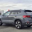 2023 Volkswagen Taos Highline 4MOTION thumbnail image 4