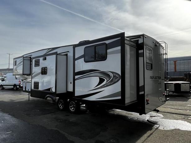2021 Grand Design Reflection 311BHS 31 Foot Fifth Wheel Trailer with 4 Slides Ou image 7