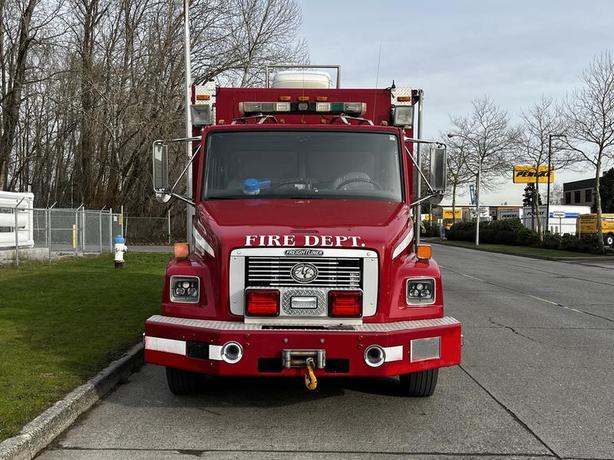 1994 Freightliner FL80 Rescue Fire Truck Diesel image 3