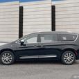 2024 Chrysler Pacifica Hybrid PINNACLE FULLY LOADED!!! 2024 MODEL CLEAROUT $15,1 thumbnail image 3