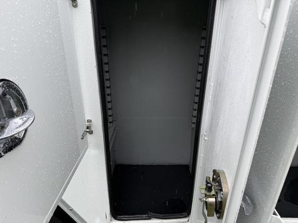 2020 Ford F-550 XLT Crew Cab 4x4 Service Truck image 5