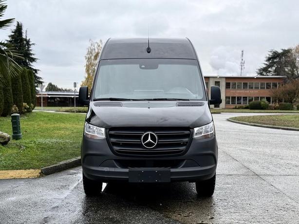 2022 Mercedes-Benz Sprinter 2500 High Roof Cargo Van with Rear Shelves image 3