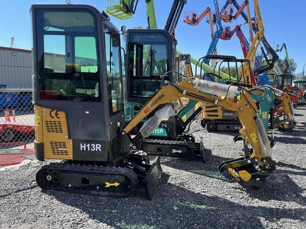 2024 AGT Industrial H13R Mini Excavator 420CC Gas Engine (New) image 7