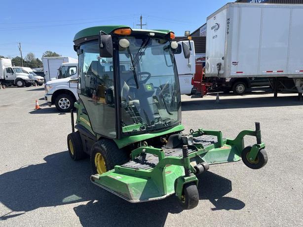 2016 John Deere 1585 Terrain Cut Tractor Mower Diesel image 7