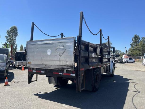 2007 Freightliner M2 106 15 Foot Flat Deck With Power Tailgate Diesel hydraulic  image 5