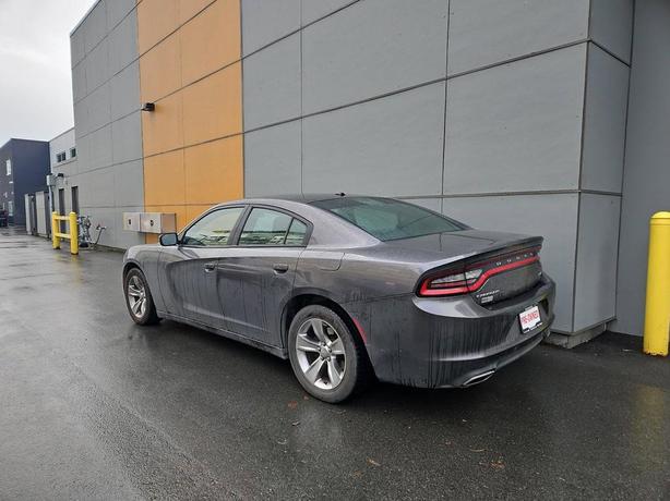 2015 Dodge Charger SXT RWD | Heated Seats | Remote Start! image 4