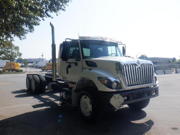 2009 International 7400 Workstar Cab And Chassis Diesel Air Brakes image 8