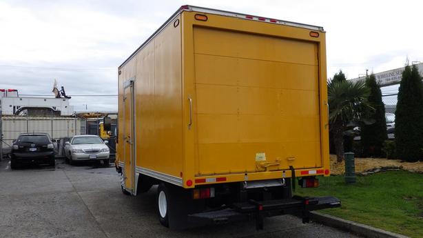2009 Hino 145 14 Foot Cube Van 3 Seater Diesel image 8