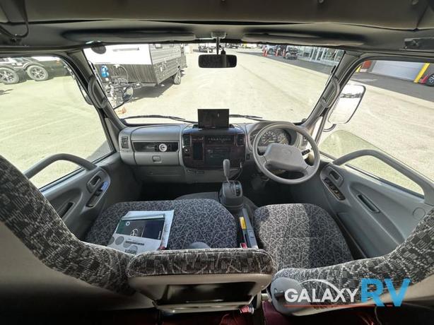 Used 2005 TOYOTA CAMROAD image 7