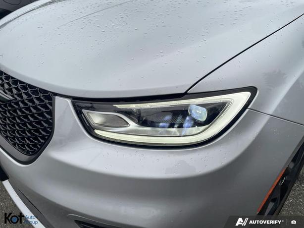 2024 Chrysler Pacifica Touring-L image 8