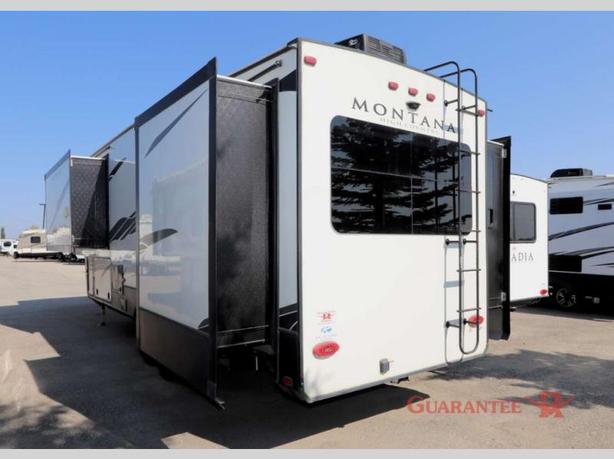 Used 2021 Keystone RV Montana High Country 280CK image 5
