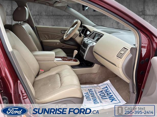 2009 Nissan Murano LE - LUXURY AND PRACTICALITY IN ONE VERSATILE SUV image 8