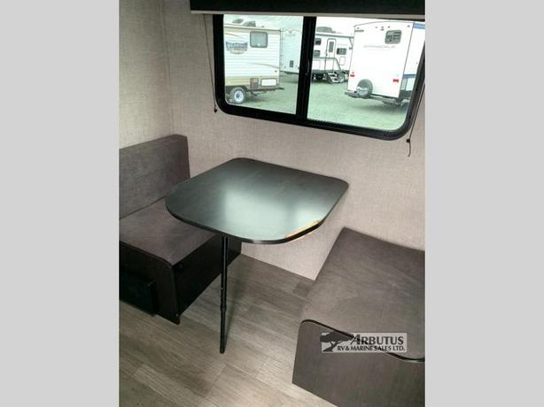 Used 2022 Jayco Jay Flight SLX Western Edition 174BH image 5