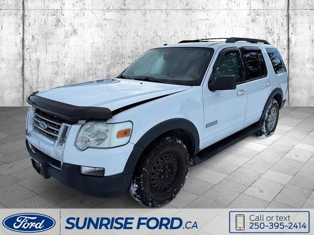 2007 Ford Explorer XLT - DELIVERS CONFIDENT PERFORMANCE FOR DAILT DRIVING, ROAD  image 3