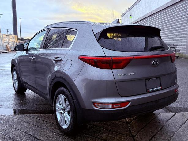 2018 Kia Sportage LX - Heated Seats, BlueTooth, Cruise Control image 7