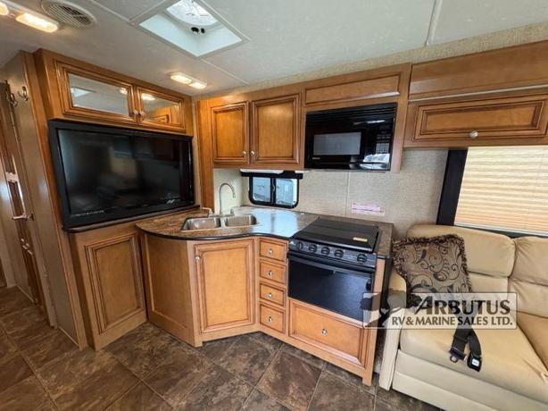 Used 2013 Newmar Bay Star Sport 3310 image 7