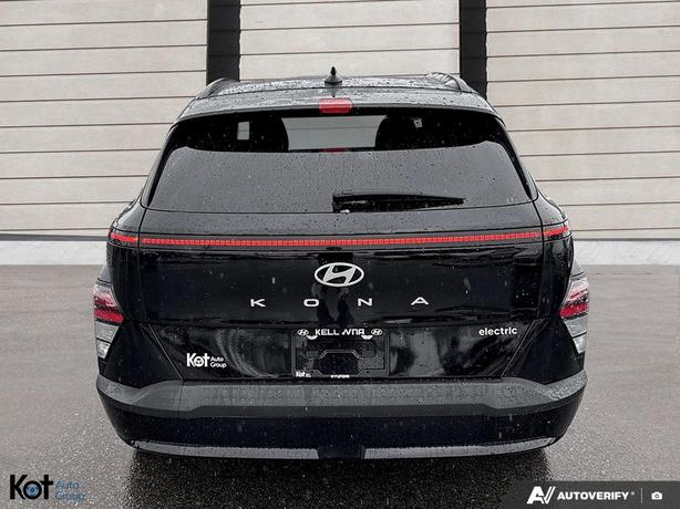 2025 Hyundai Kona Electric Preferred Electric demo image 5