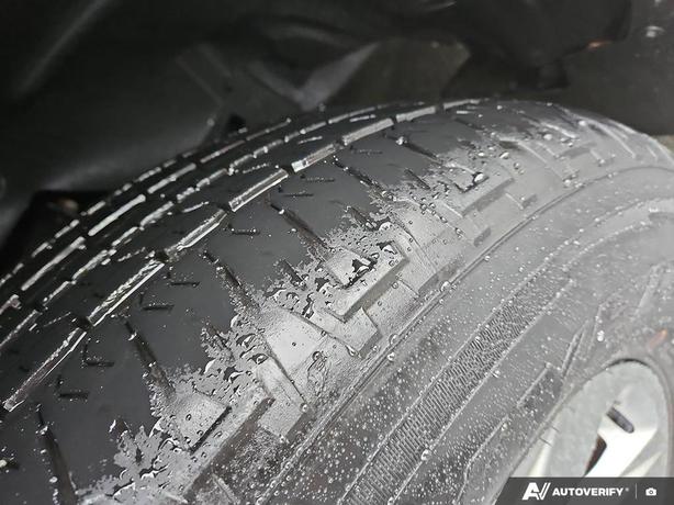 2019 RAM 1500 Big Horn 4x4 Quad Cab 6'4 Box | No Reported Accidents! image 7