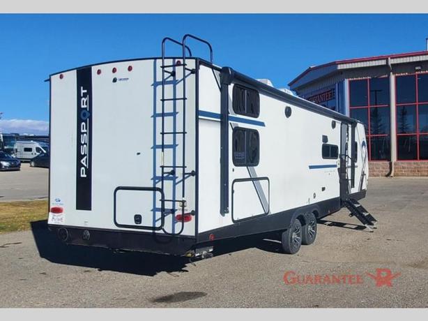 Used 2024 Keystone RV Passport SL 282QBWE image 4