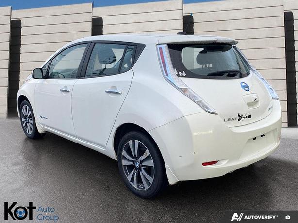 2014 Nissan LEAF SL LEATHER SEATS! HEATED SEATS! BLUETOOTH! BACKUP CAMERA! image 4