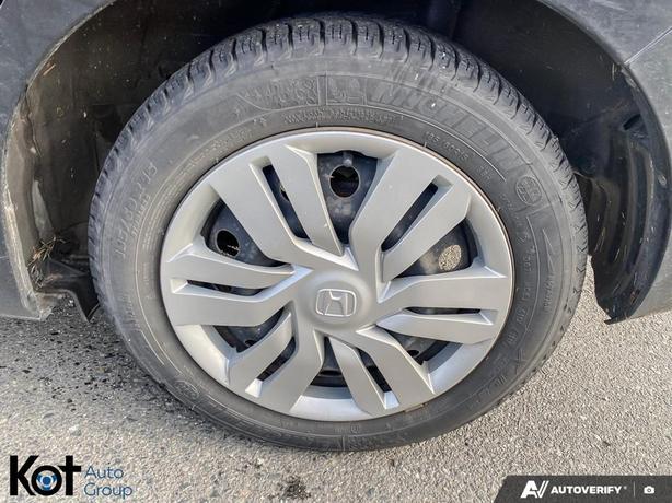 2017 Honda Fit LX MANUAL TRANSMISSION! BLUETOOTH! image 6